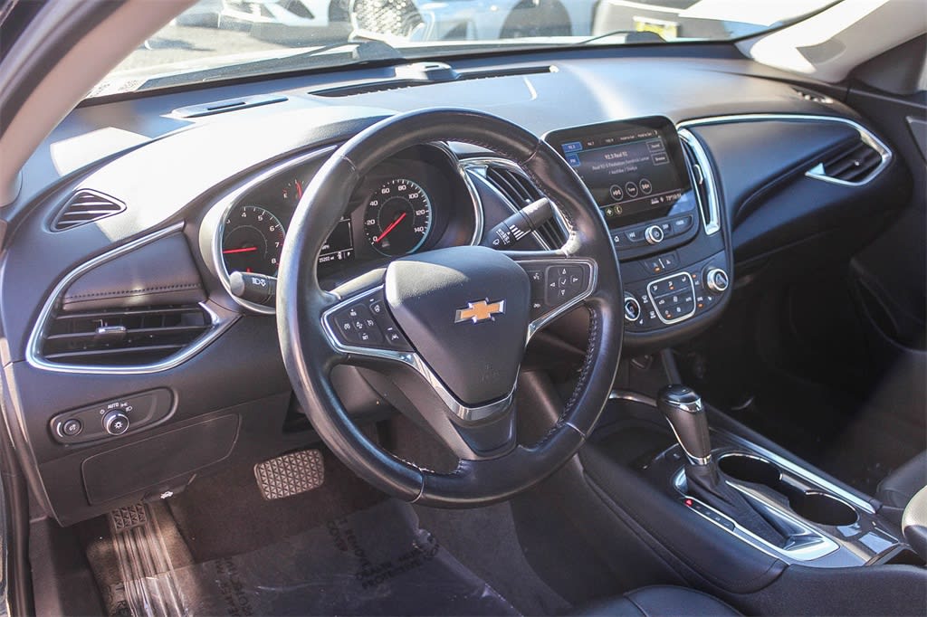 Thumbnail: 2020 Chevrolet Malibu - 13