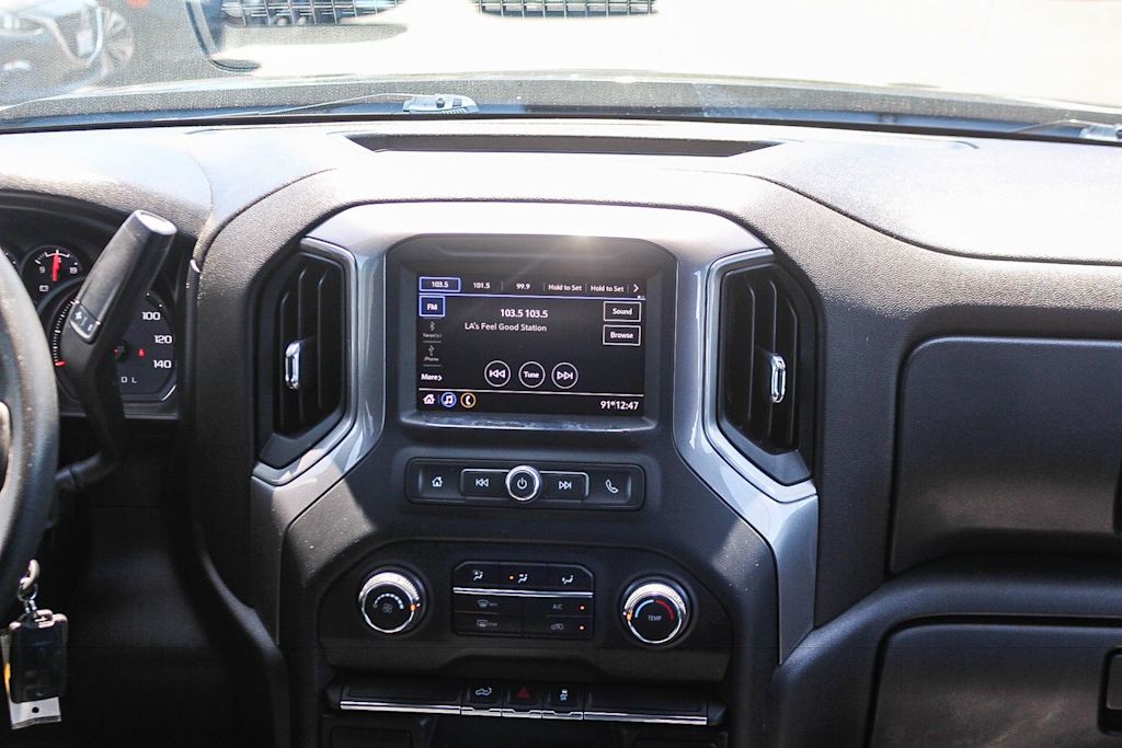 Thumbnail: 2020 Chevrolet Silverado 1500 - 13