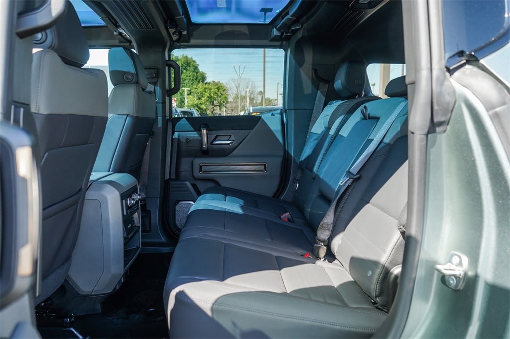 2024 GMC Hummer EV 3X 11