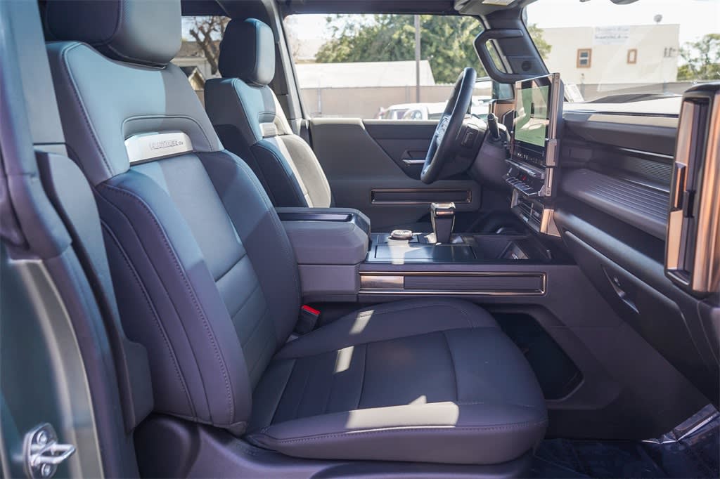 Thumbnail: 2024 GMC Hummer EV - 9