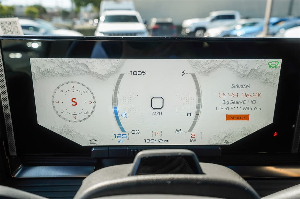 Thumbnail: 2024 GMC Hummer EV - 27