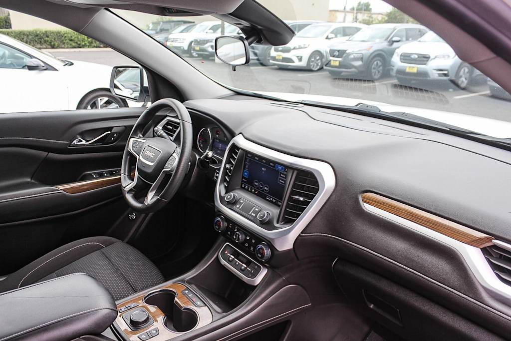 Thumbnail: 2023 GMC Acadia - 12