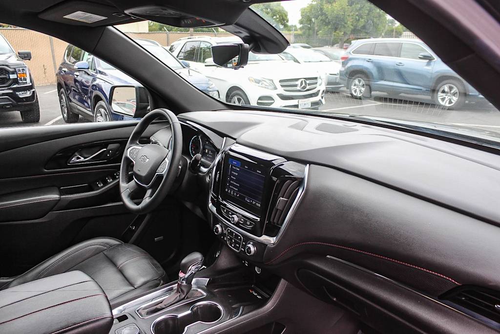 Thumbnail: 2023 Chevrolet Traverse - 11