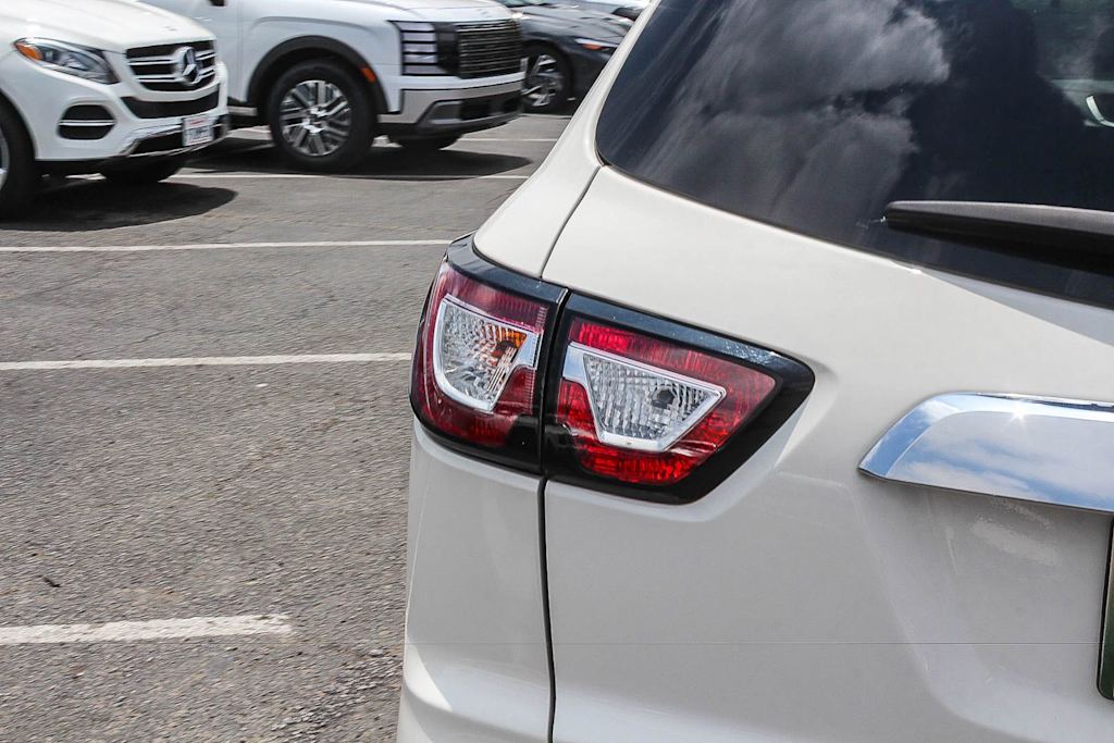 Thumbnail: 2015 Chevrolet Traverse - 6