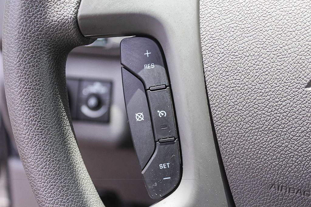 Thumbnail: 2015 Chevrolet Traverse - 28