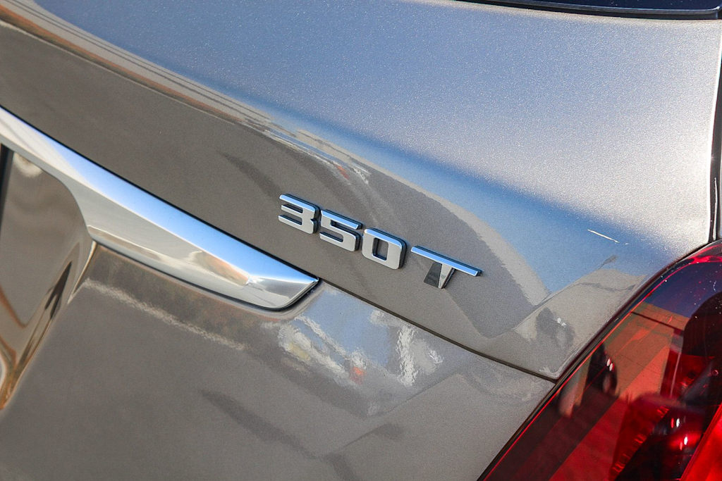 Thumbnail: 2022 Cadillac XT5 - 20