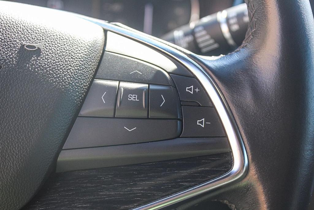 Thumbnail: 2022 Cadillac XT5 - 30