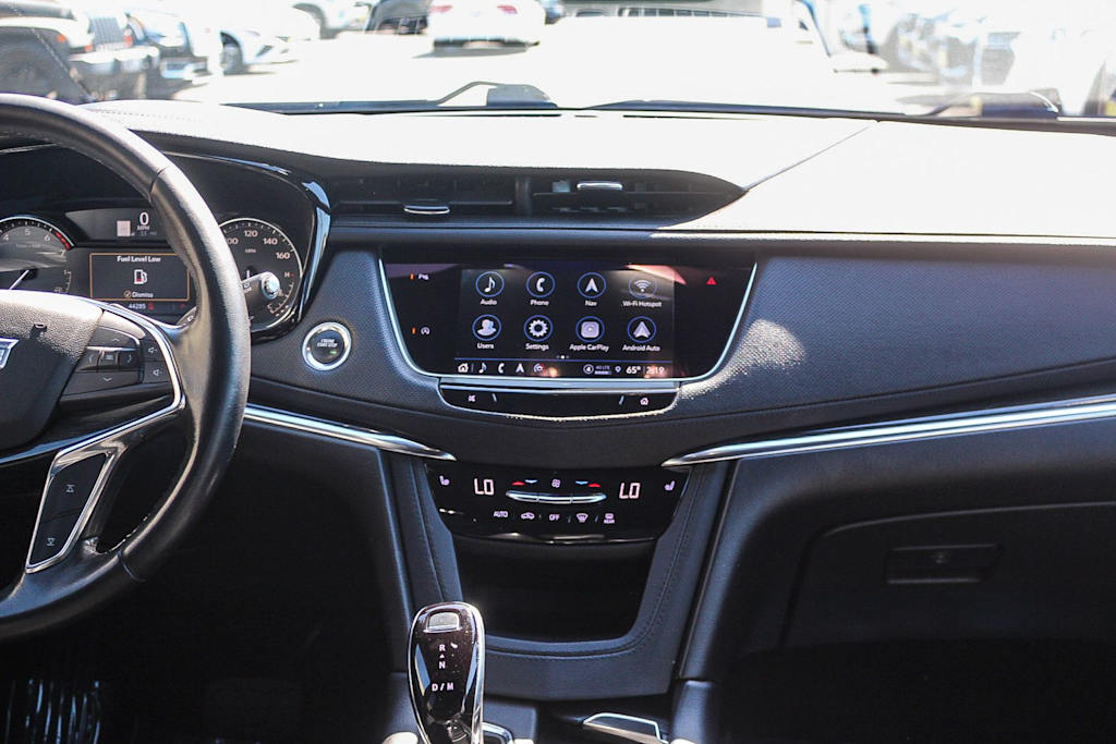 Thumbnail: 2022 Cadillac XT5 - 9