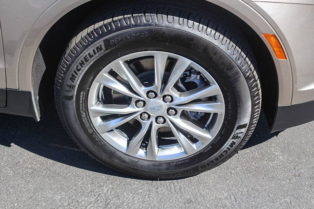 Thumbnail: 2022 Cadillac XT5 - 21