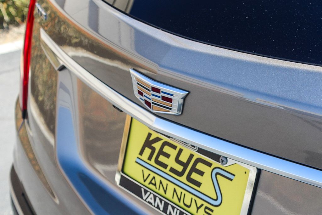 Thumbnail: 2022 Cadillac XT5 - 6