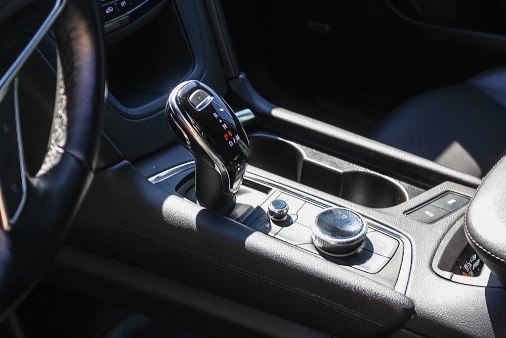 Thumbnail: 2022 Cadillac XT5 - 14