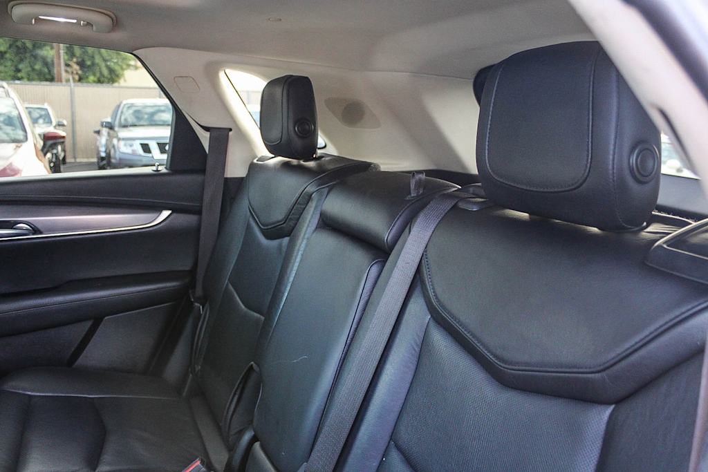 Thumbnail: 2019 Cadillac XT5 - 10