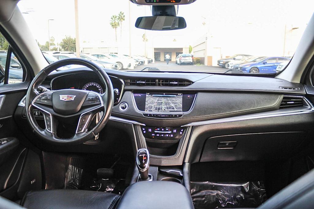 Thumbnail: 2019 Cadillac XT5 - 2