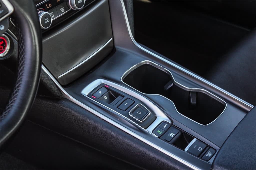 Thumbnail: 2022 Honda Accord - 15