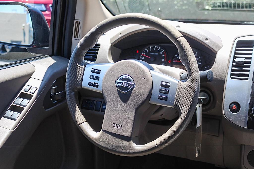 Thumbnail: 2017 Nissan Frontier - 8