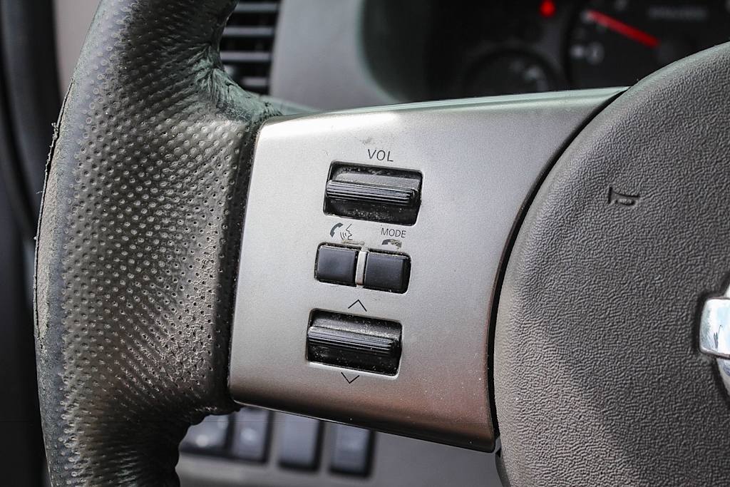 Thumbnail: 2011 Nissan Frontier - 24