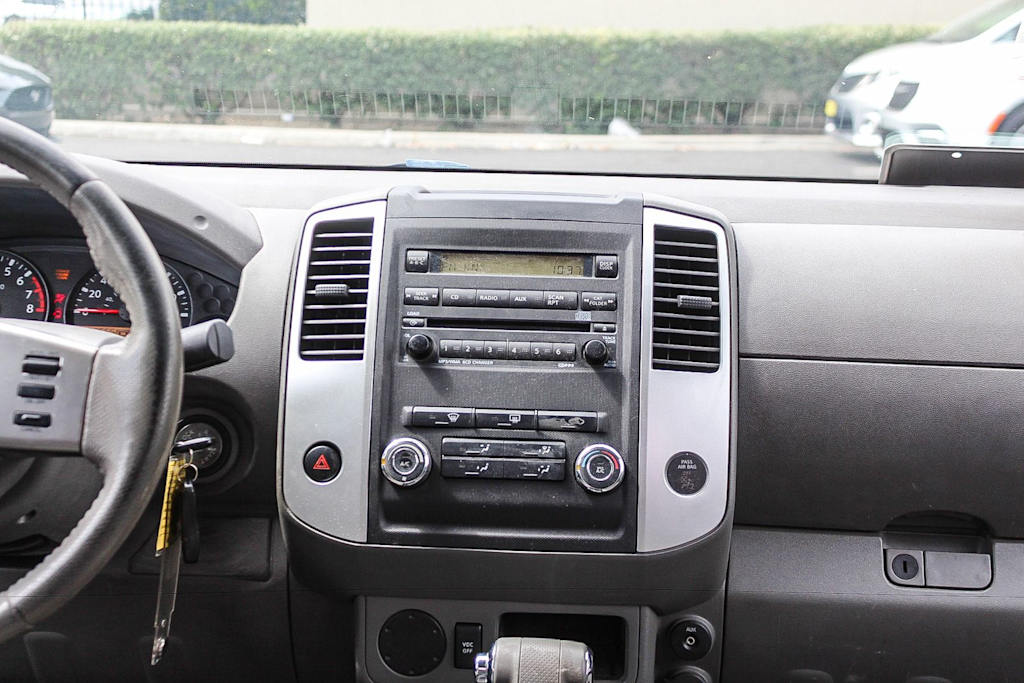 Thumbnail: 2011 Nissan Frontier - 13