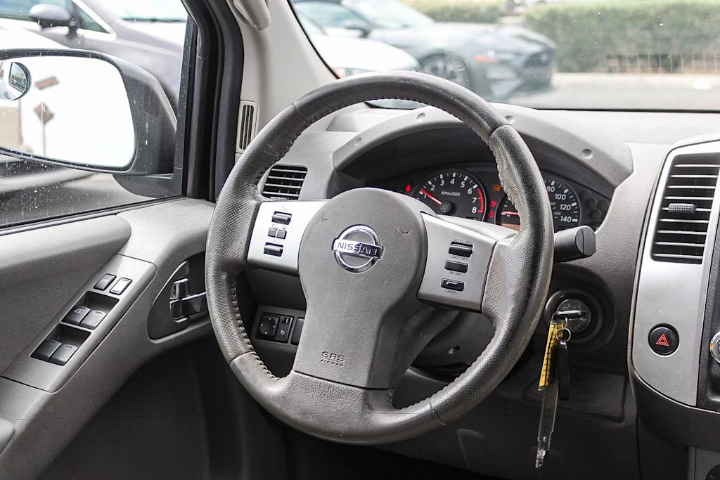 Thumbnail: 2011 Nissan Frontier - 8