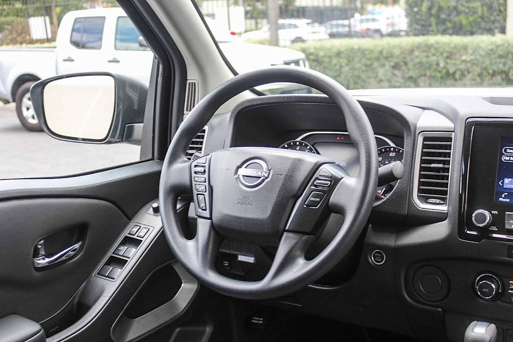 Thumbnail: 2024 Nissan Frontier - 9