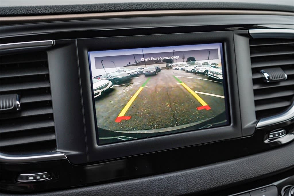 2022 Chrysler Voyager LX 29