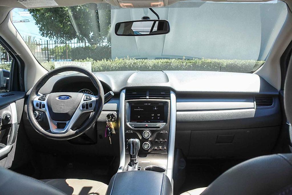 Thumbnail: 2014 Ford Edge - 2