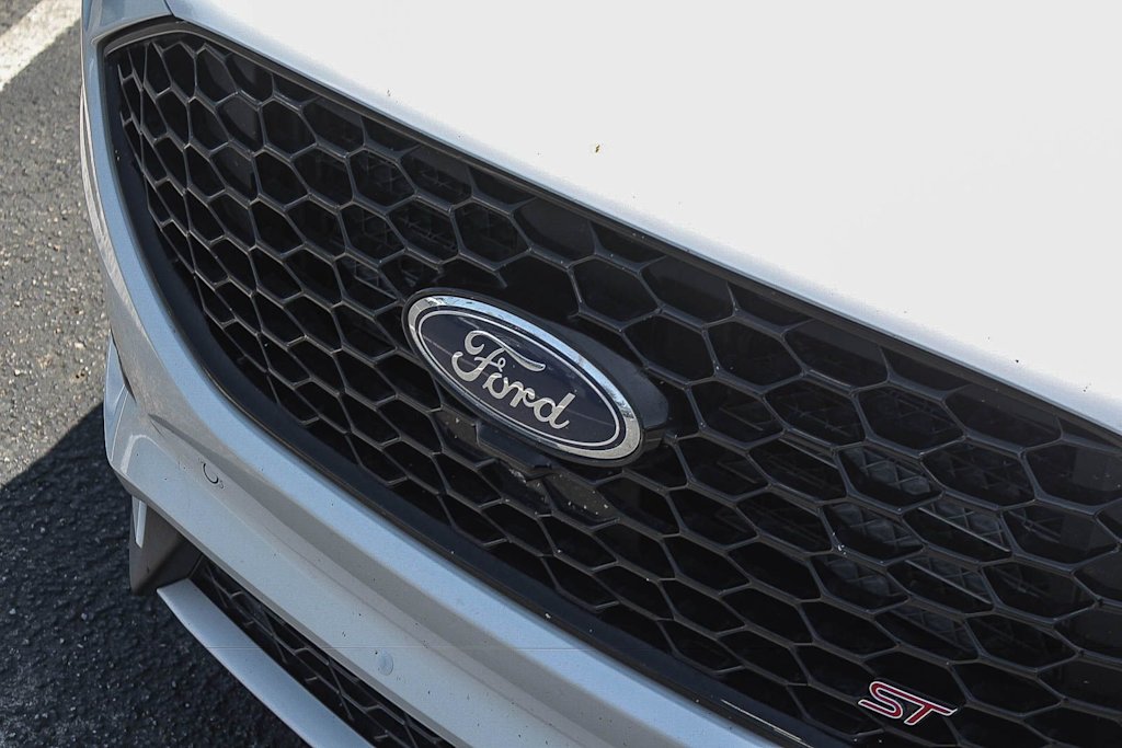 Thumbnail: 2019 Ford Edge - 22