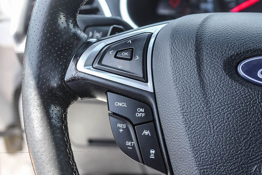 Thumbnail: 2019 Ford Edge - 27