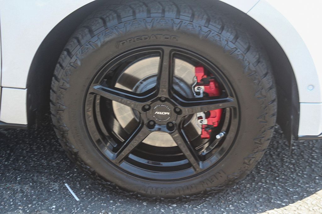 Thumbnail: 2019 Ford Edge - 21