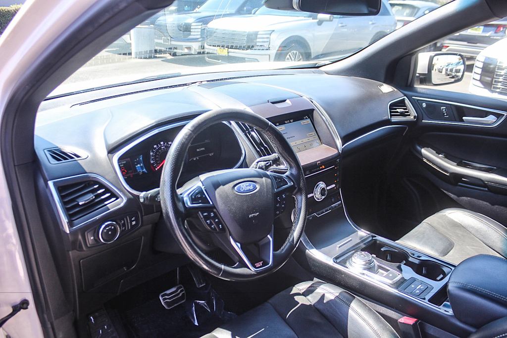 Thumbnail: 2019 Ford Edge - 13