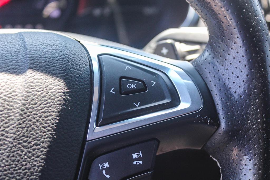 Thumbnail: 2019 Ford Edge - 30