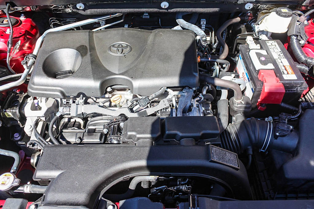 Thumbnail: 2020 Toyota RAV4 - 8