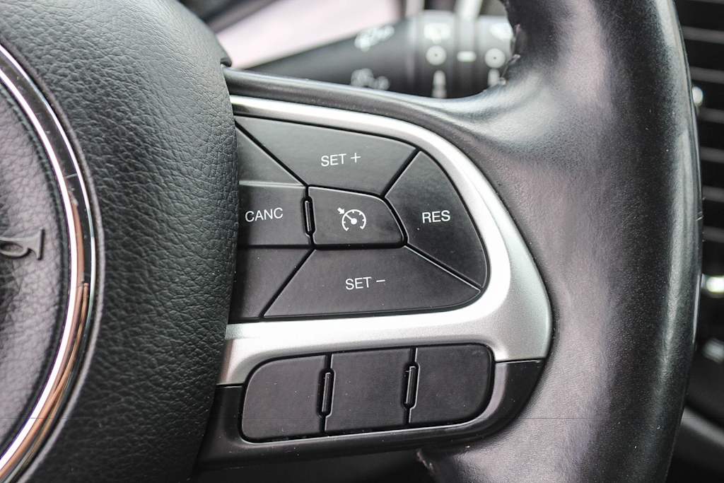 Thumbnail: 2019 Jeep Compass - 29