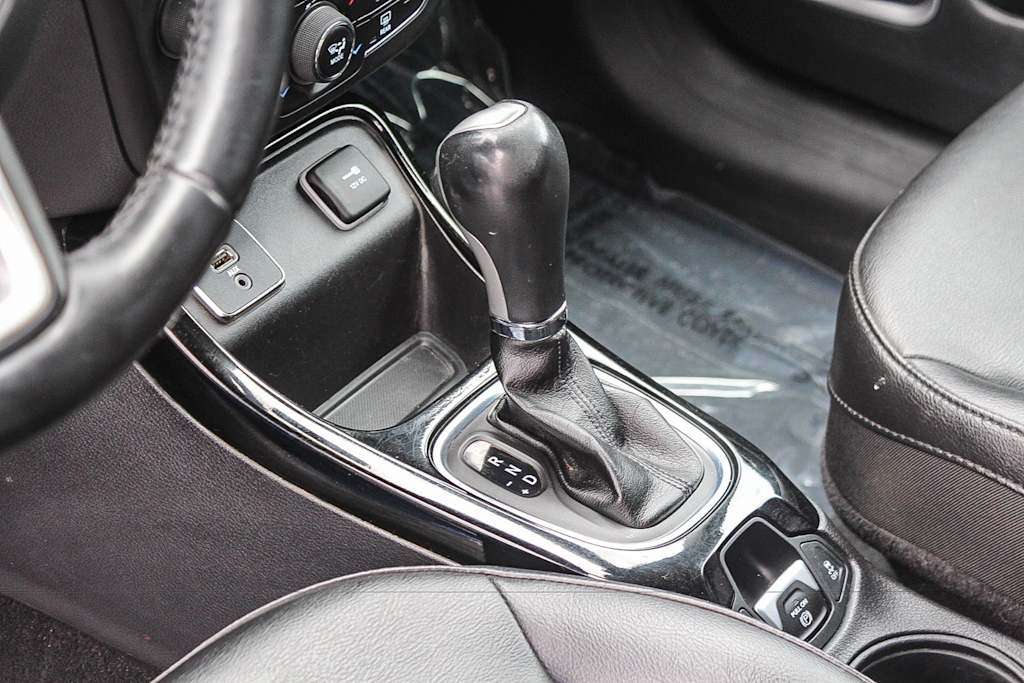 Thumbnail: 2019 Jeep Compass - 25