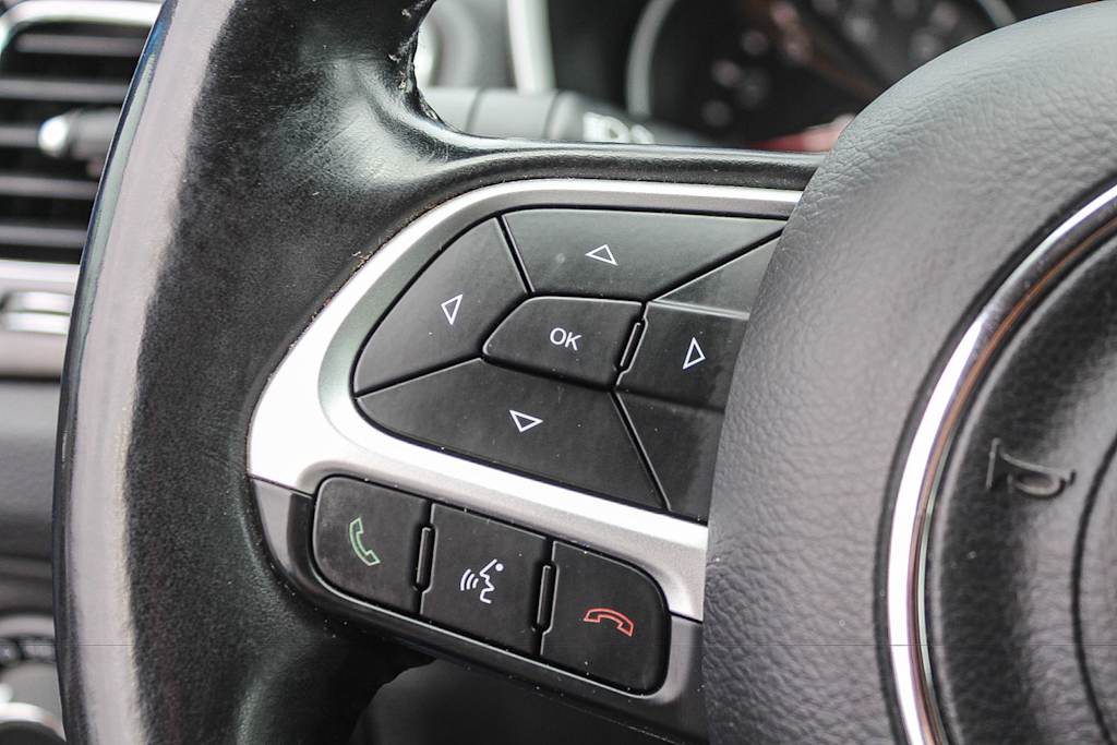Thumbnail: 2019 Jeep Compass - 28