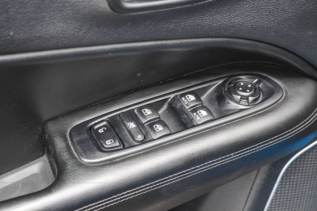 Thumbnail: 2019 Jeep Compass - 26