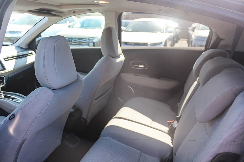 Thumbnail: 2019 Honda HR-V - 11