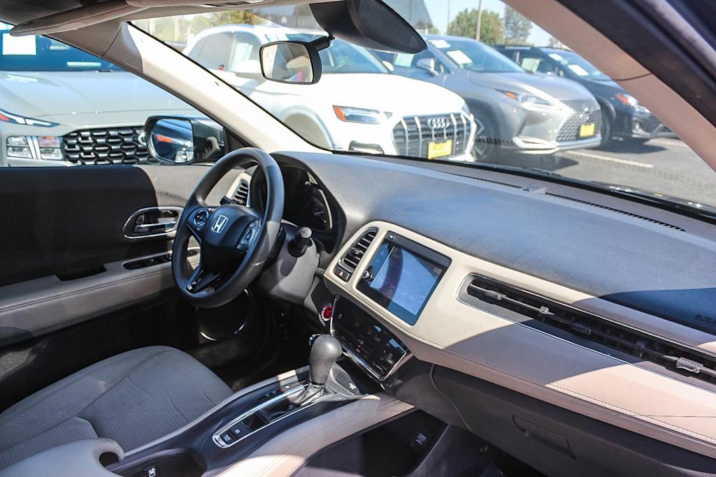 Thumbnail: 2019 Honda HR-V - 13