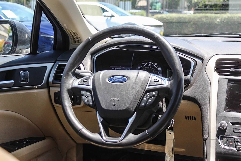 Thumbnail: 2016 Ford Fusion - 12