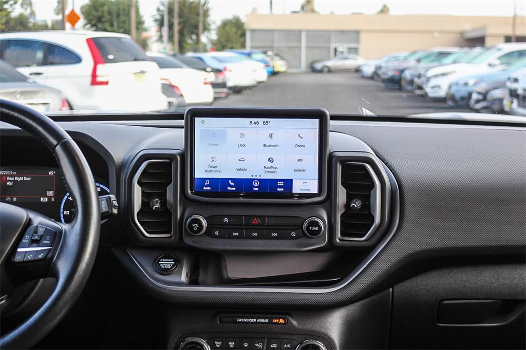 Thumbnail: 2022 Ford Bronco Sport - 13