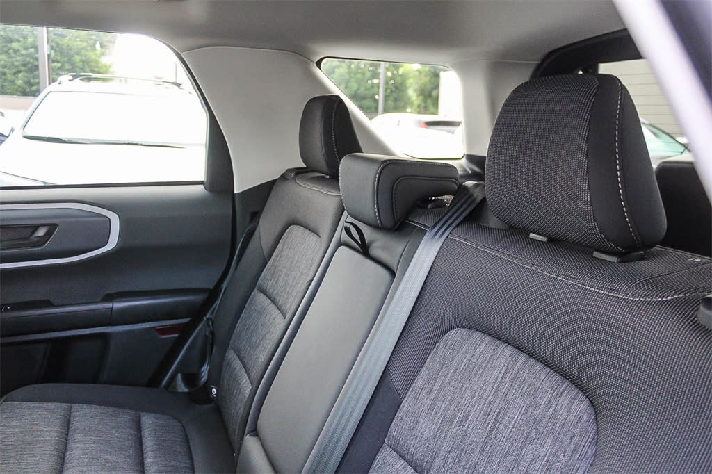 Thumbnail: 2022 Ford Bronco Sport - 9