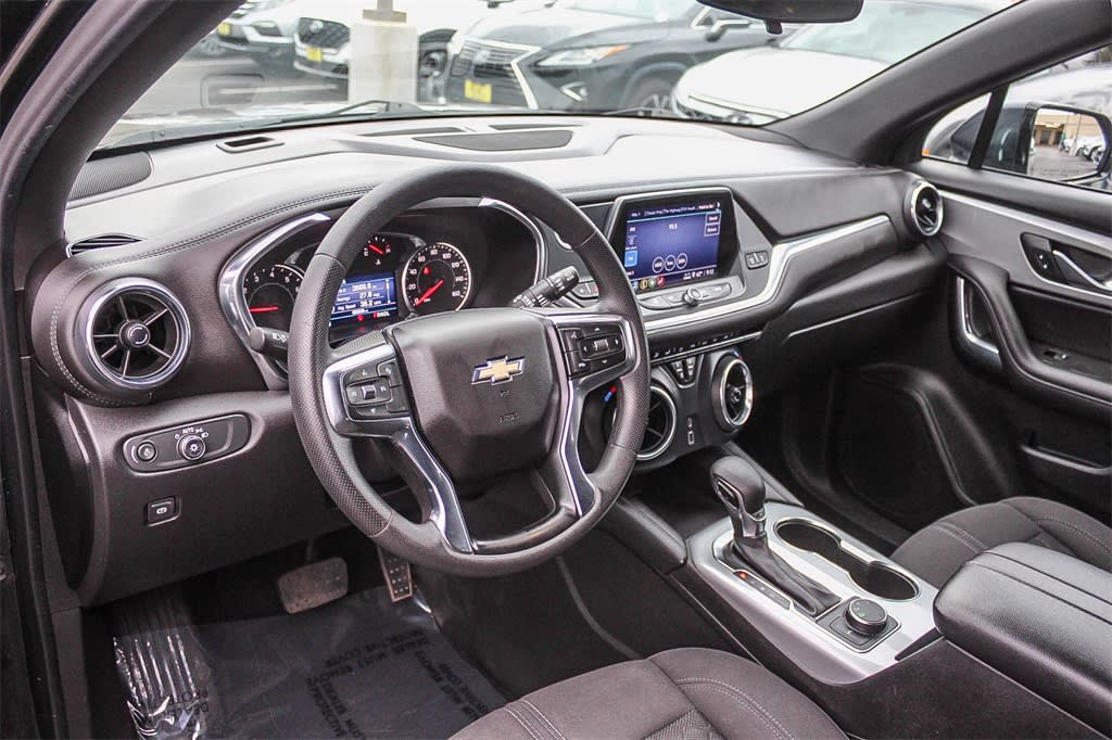 Thumbnail: 2022 Chevrolet Blazer - 27