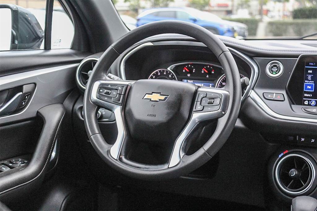 Thumbnail: 2022 Chevrolet Blazer - 12