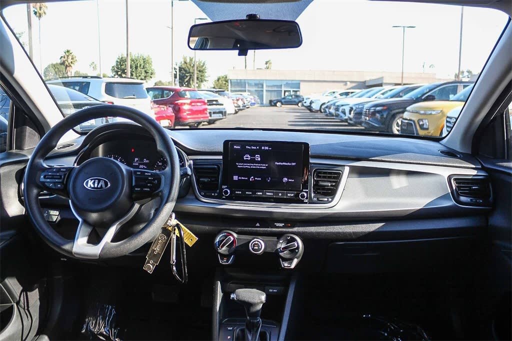 Thumbnail: 2021 Kia Rio - 2