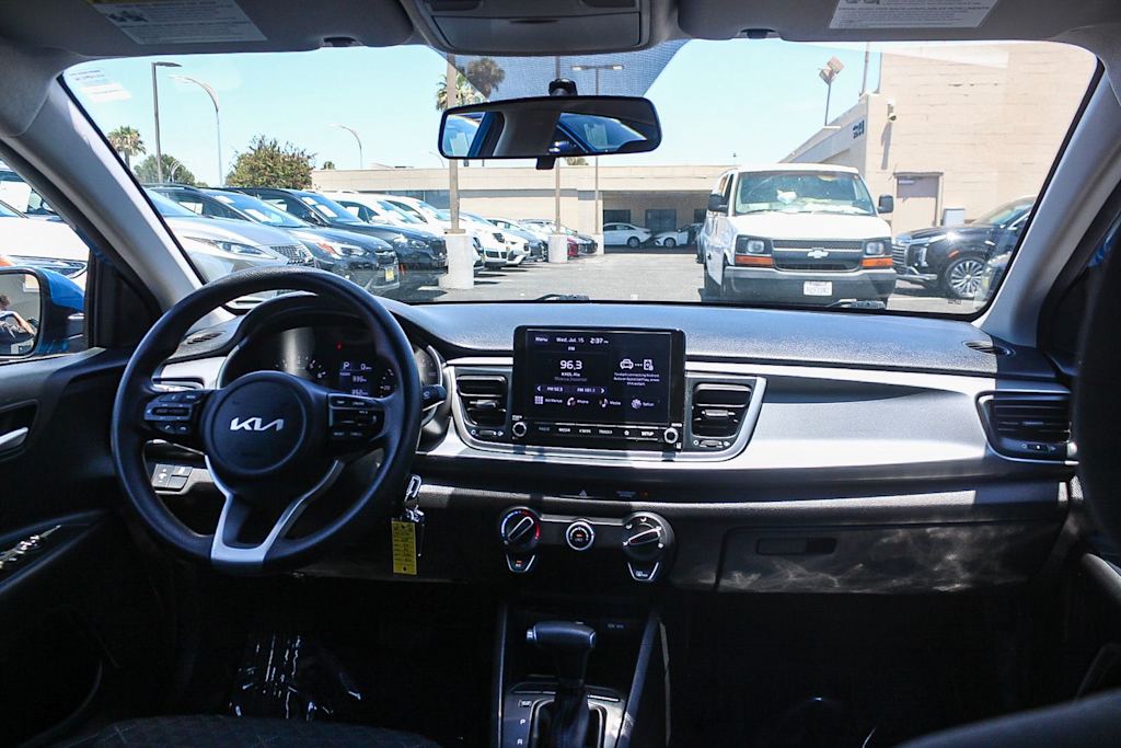 Thumbnail: 2023 Kia Rio - 2