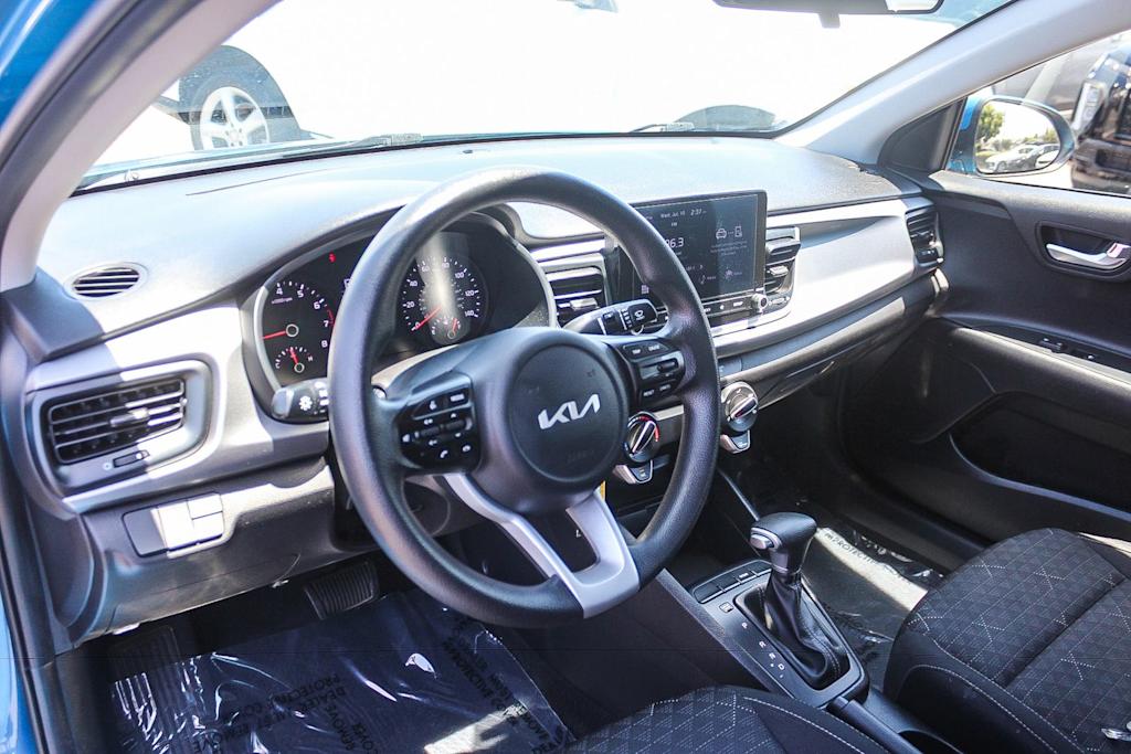 Thumbnail: 2023 Kia Rio - 13