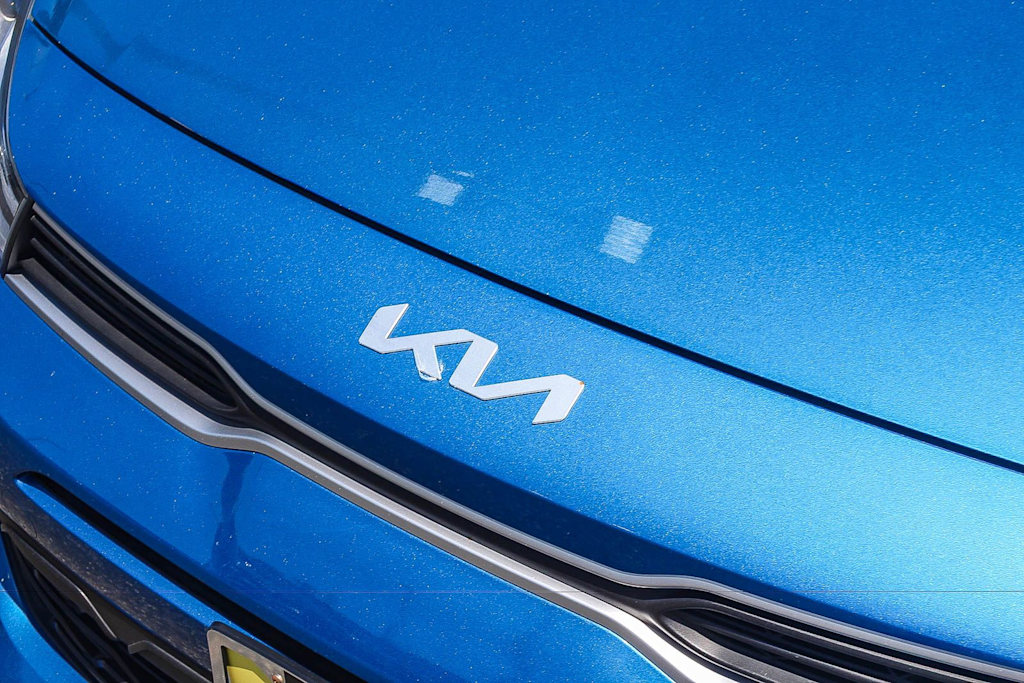 Thumbnail: 2023 Kia Rio - 24