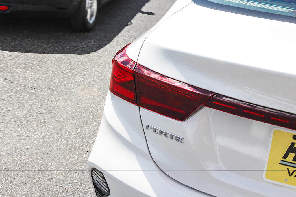 Thumbnail: 2023 Kia Forte - 20