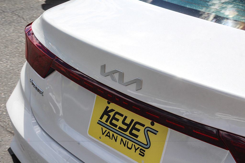 Thumbnail: 2023 Kia Forte - 6