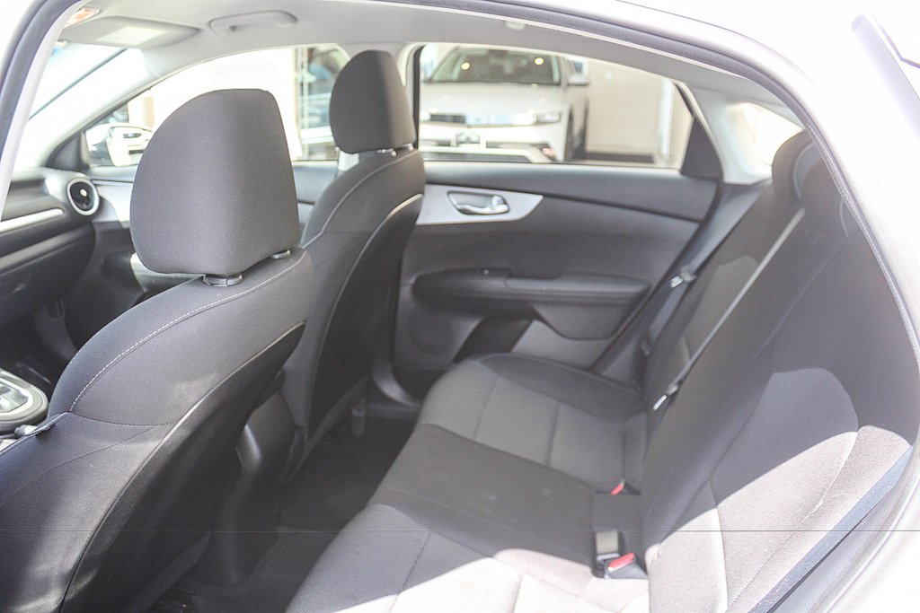 Thumbnail: 2023 Kia Forte - 11