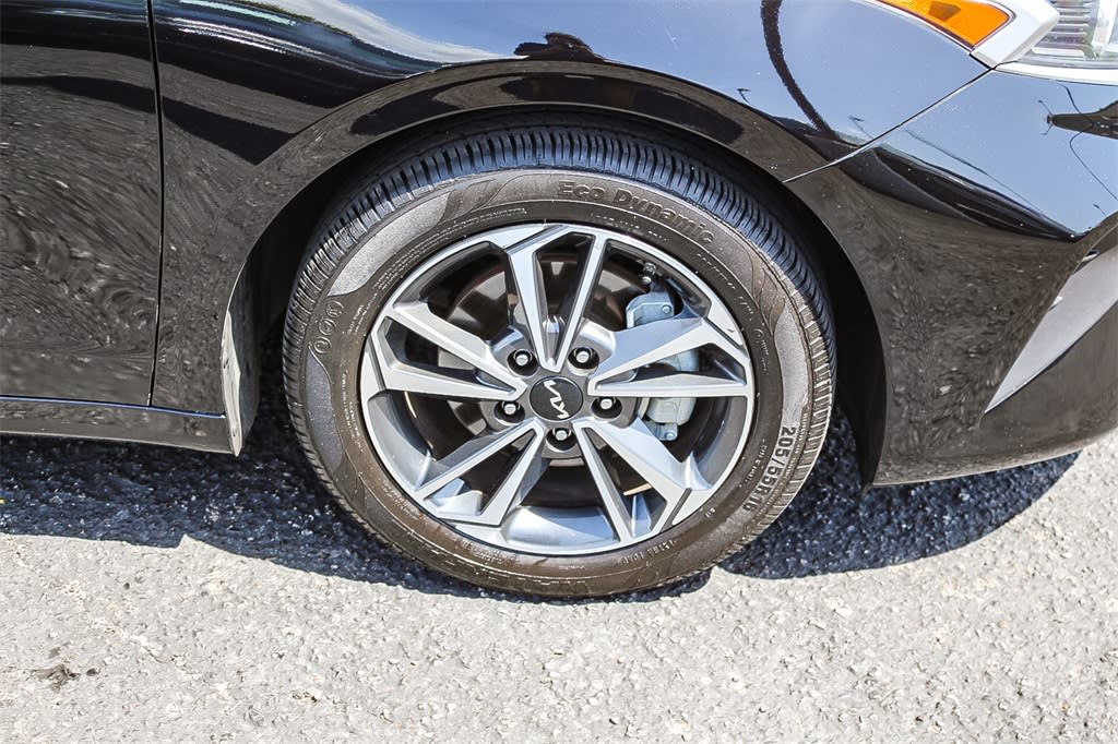 2022 Kia Forte LXS 21